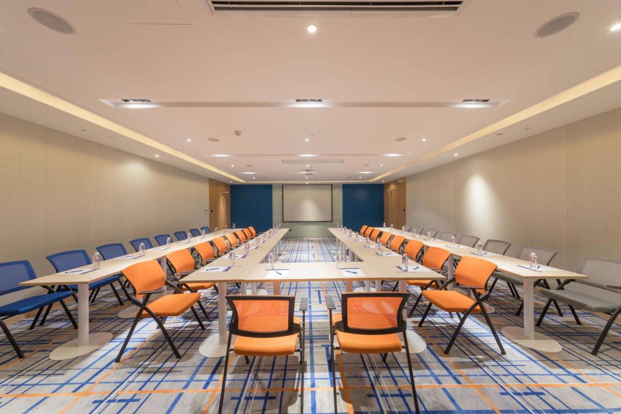 Holiday Inn Express Shanghai Jiading Center By Ihg Luaran gambar